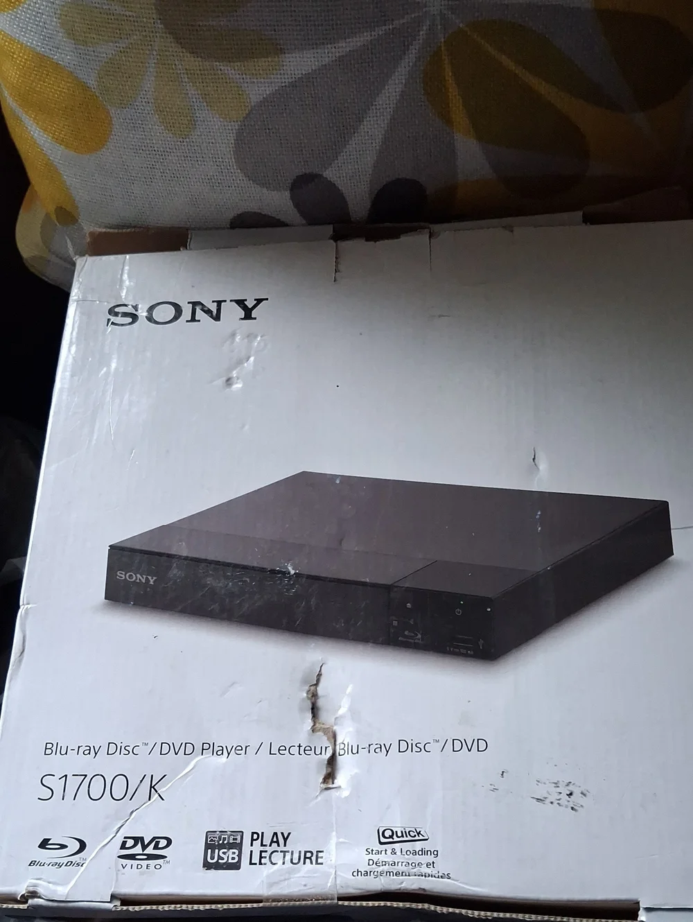 Sony Black Blu-ray/DVD Player S1700/K - Compact Media Disc Player